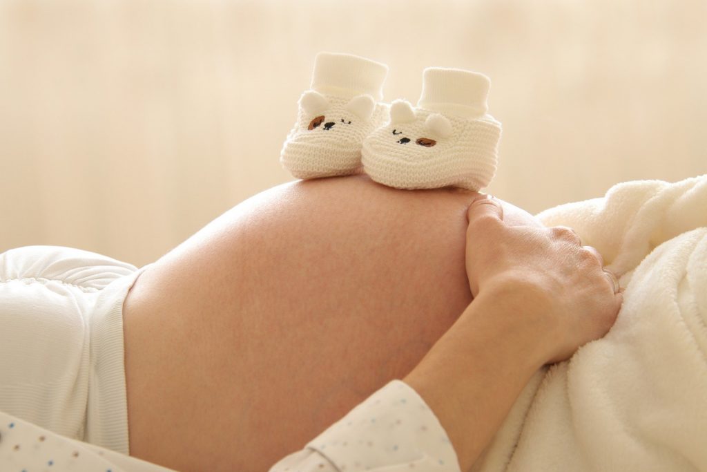 Ciążowe dolegliwości – co może nas zaniepokoić?